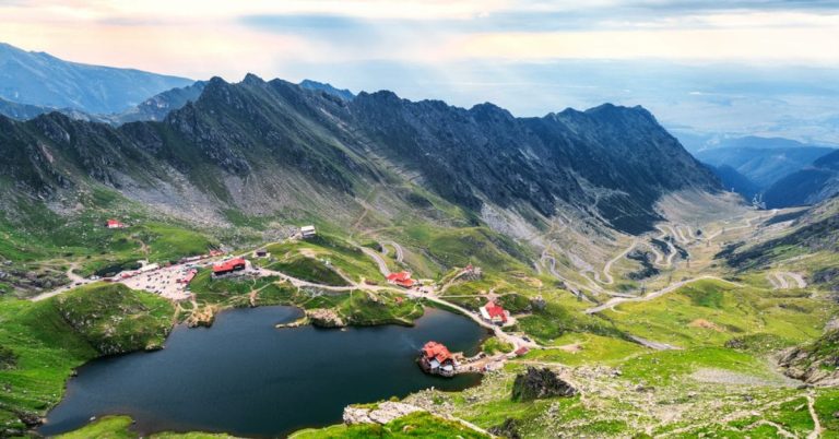 Cele mai frumoase locuri de vizitat în Munții Făgăraș