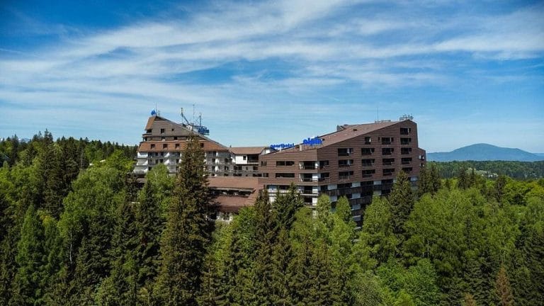 Hoteluri și pensiuni autentice în România