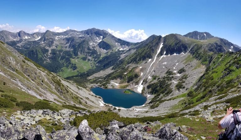 Top 5 trasee spectaculoase în Munții Retezat pentru pasionații de drumeții Top 5 trasee spectaculoase în Munții Retezat pentru pasionații de drumeții